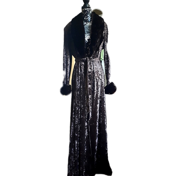 La SENZA Other - Velvet robe